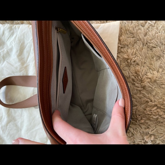 Fossil Brown Bag - Picture 3 of 8